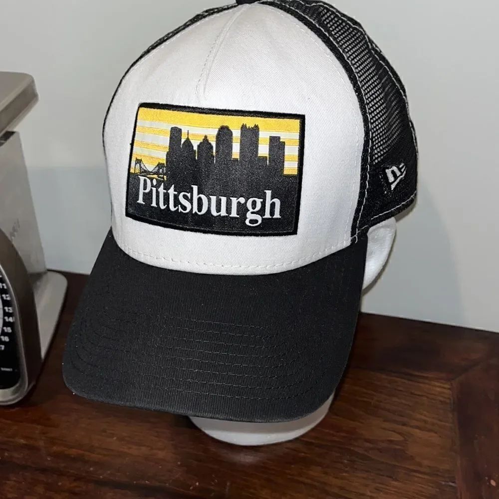 New era Pittsburgh Pirates skyline trucker MLB SnapBack style baseball cap hat